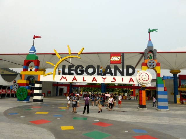 Welcome to LegoLand